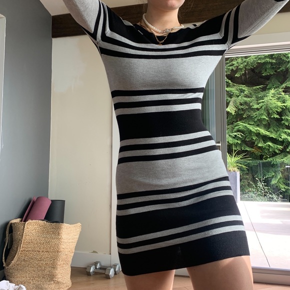 French Connection long sleeve stripped dress - Picture 3 of 3